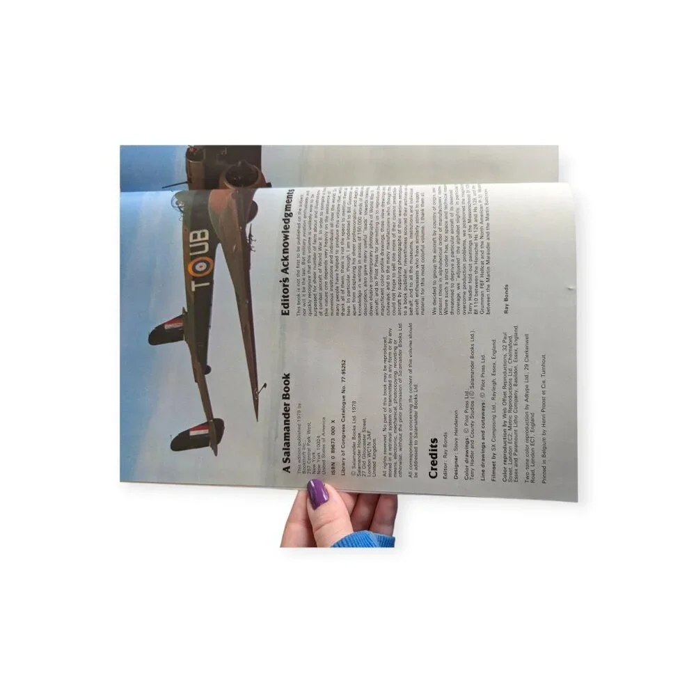 The Illustrated Encyclopedia of Combat Aircraft of World War II by Bill Gunston
